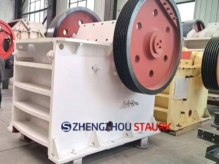 China Stone Jaw crusher China zhengzhou staurk